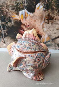 Handfish Jar - Med