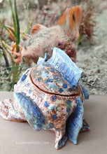 Load image into Gallery viewer, Handfish Jar - Med