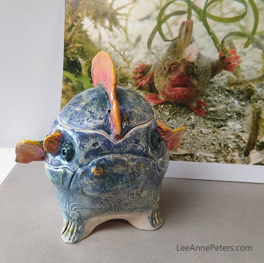 Handfish Character Jar - Med