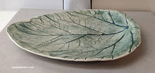 Load image into Gallery viewer, Dish - Leaf impression